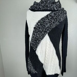 NWOT dressbarn Cowl Neck Sweater